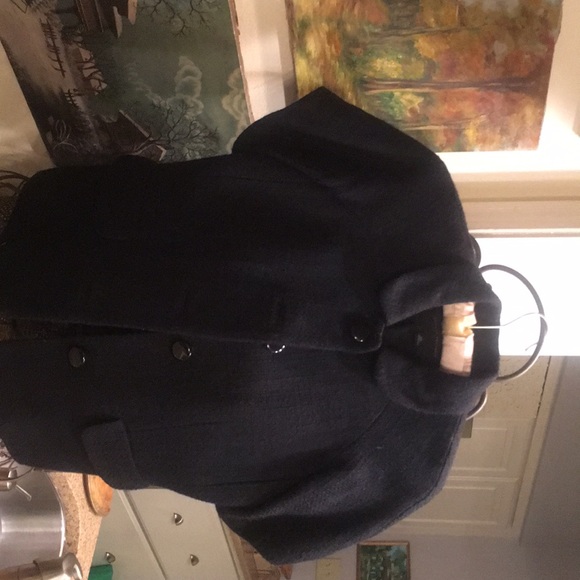 Banana Republic - Picture 1 of 2